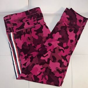 TOMMY HILFIGER CAMO JOGGERS
